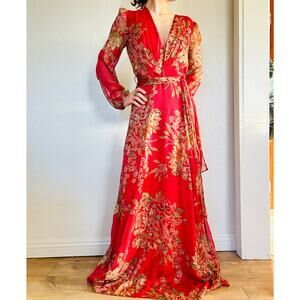 Dress Forum Maxi Floral Dress